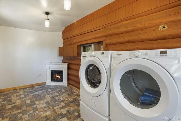 Fireplace, Interior, Washer