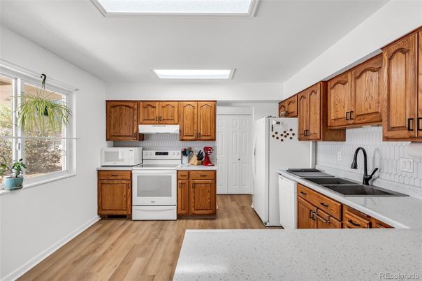 Interior, Kitchen, Wood Texture Flooring