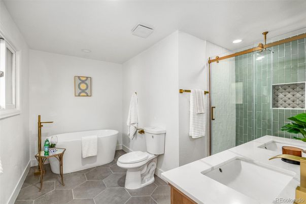 Bathroom, Free Standing Baths, Glass Shower, Interior, Recessed Lighting