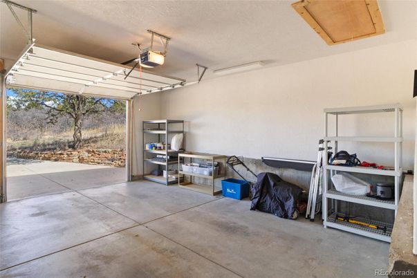 Garage, Interior
