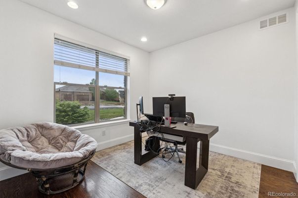 Home Office, Interior, Recessed Lighting, Wood Texture Flooring