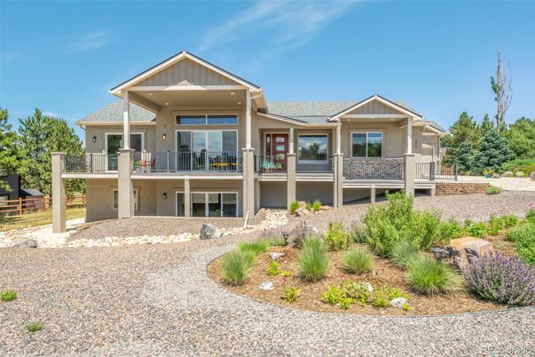 Backyard, Exterior, Facade, American Craftsman