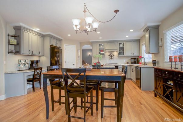 Chandelier, Dining room, Interior, Kitchen, Recessed Lighting, Wood Texture Flooring