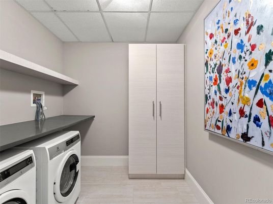 Interior, Washer