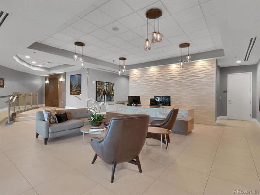 Dining room, Interior, Living room, Pendant Lights, Recessed Lighting