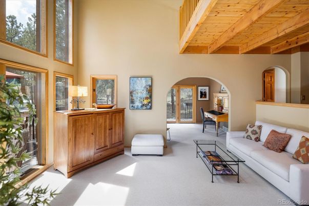 Dining room, Interior, Living room, Wooden Beams, Wooden Ceilings