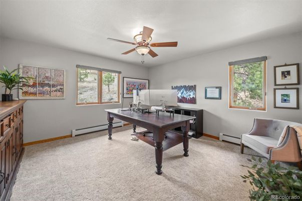 Home Office, Interior
