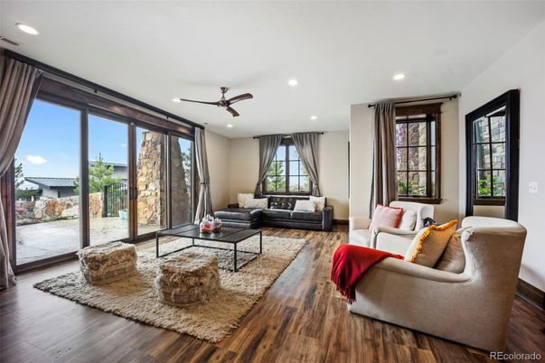 Interior, Living room, Recessed Lighting, Wood Texture Flooring