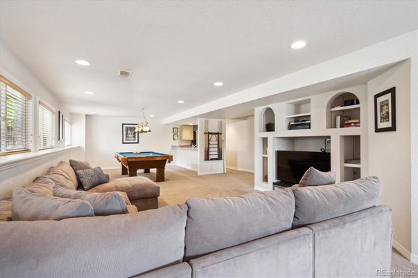 Billiard Table, Game Room, Interior, Living room, Pendant Lights, Recessed Lighting
