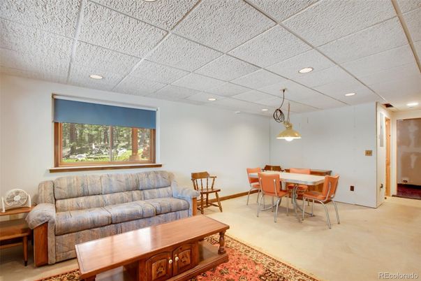 Dining room, Interior, Pendant Lights, Recessed Lighting