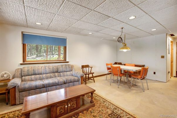 Dining room, Interior, Living room, Pendant Lights, Recessed Lighting