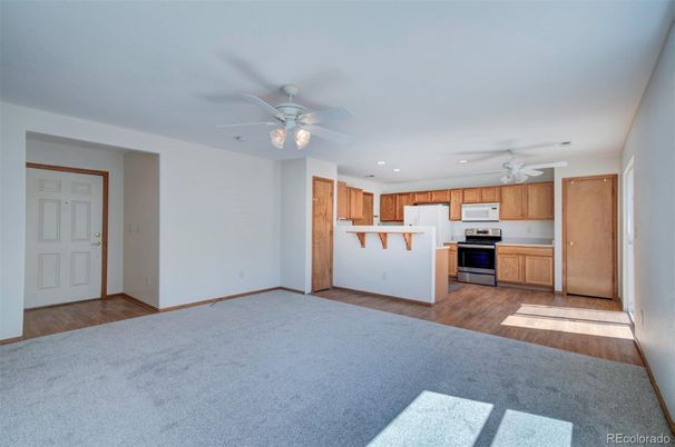 Empty room, Interior, Kitchen, Recessed Lighting, Wood Texture Flooring