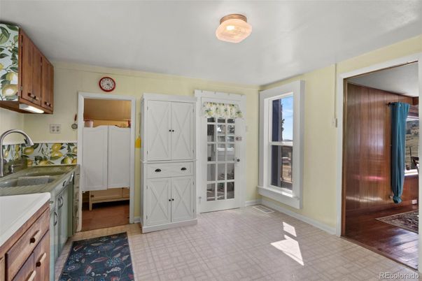 Interior, Kitchen
