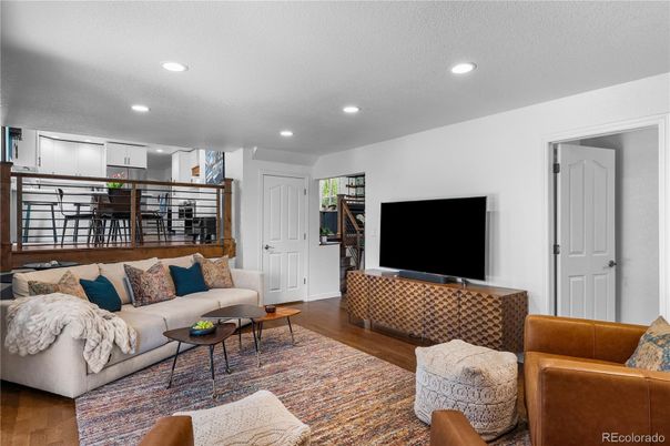 Interior, Living room, Recessed Lighting, Wood Texture Flooring
