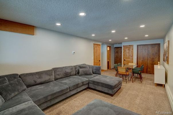 Dining room, Interior, Living room, Recessed Lighting