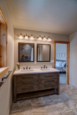 Bathroom, Bedroom, Dual Sink Vanities, Interior
