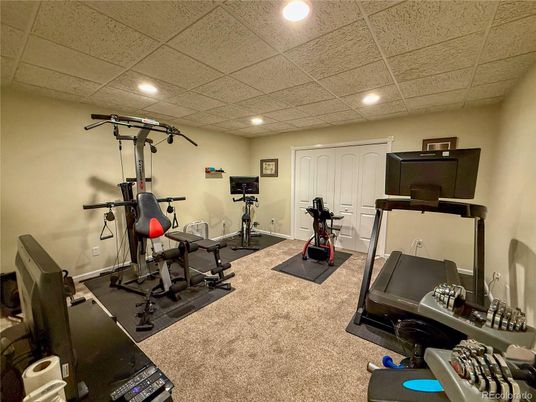Fitness Equipment, Interior, Recessed Lighting