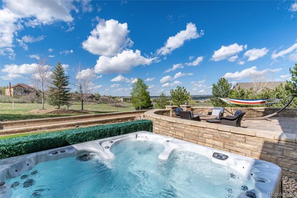 Exterior, Hot Tub