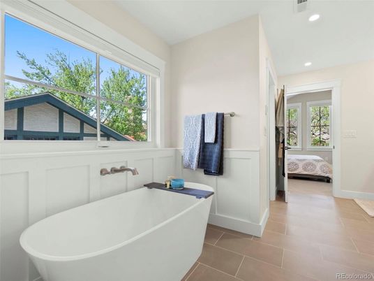 Bathroom, Free Standing Baths, Interior, Recessed Lighting