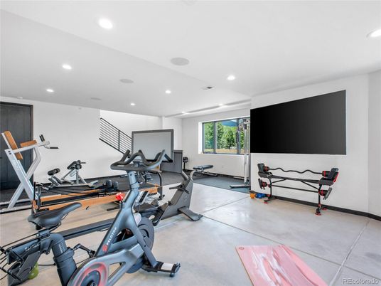 Fitness Equipment, Interior, Recessed Lighting