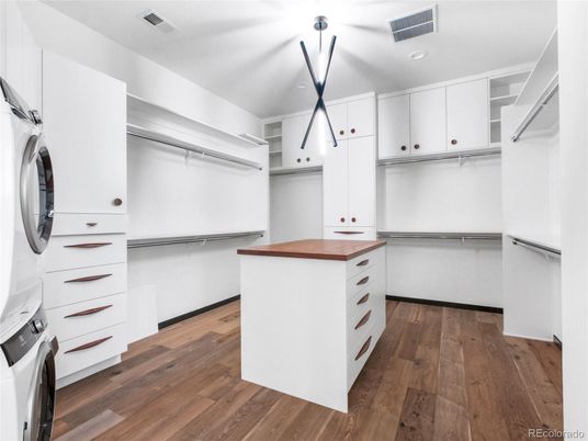 Interior, Pendant Lights, Recessed Lighting, Walk-in Closets, Washer, Wood Texture Flooring