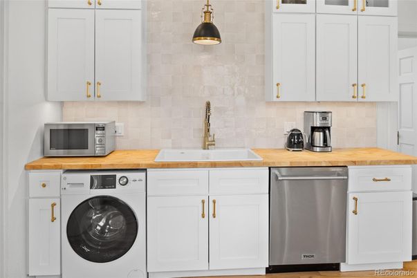 Interior, Kitchen, Stainless Steel Appliances, Washer
