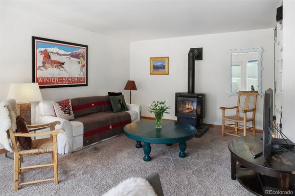 Fireplace, Interior, Living room