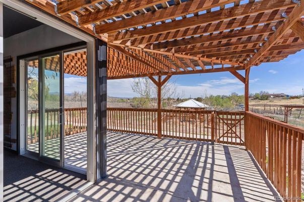 Exterior, Wooden Beams