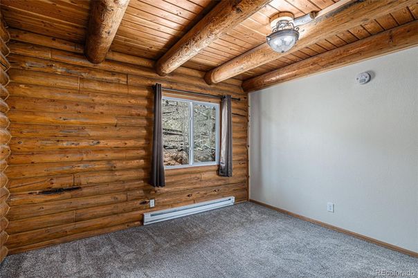 Empty room, Interior, Wooden Beams, Wooden Ceilings, Wooden Walls