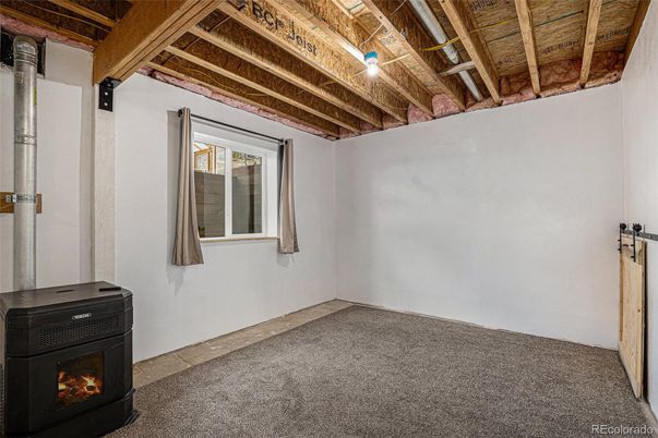 Empty room, Fireplace, Interior, Wooden Beams, Wooden Ceilings