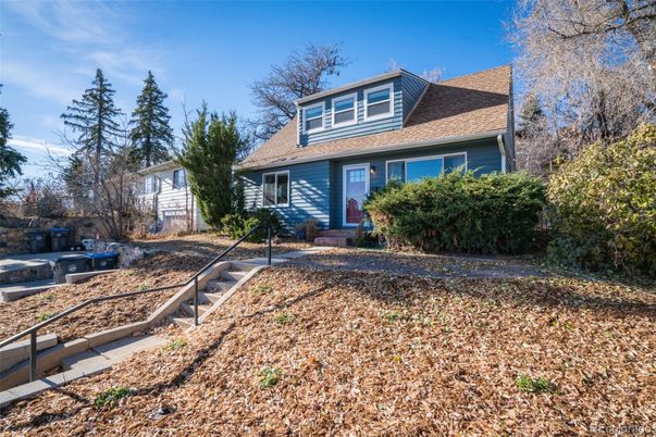 Backyard, Exterior, Facade, Cape Cod