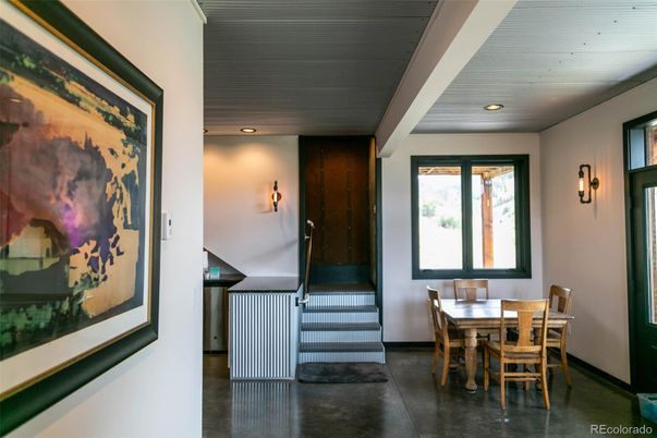 Dining room, Interior, Recessed Lighting
