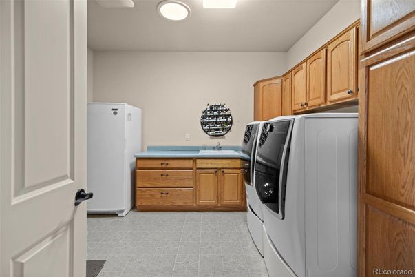 Interior, Washer