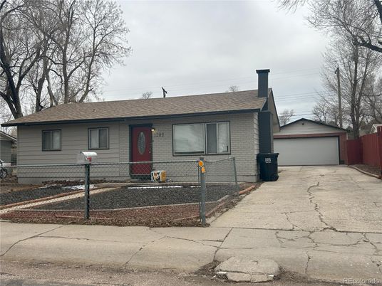 Detached Garage, Exterior, Facade, Ranch