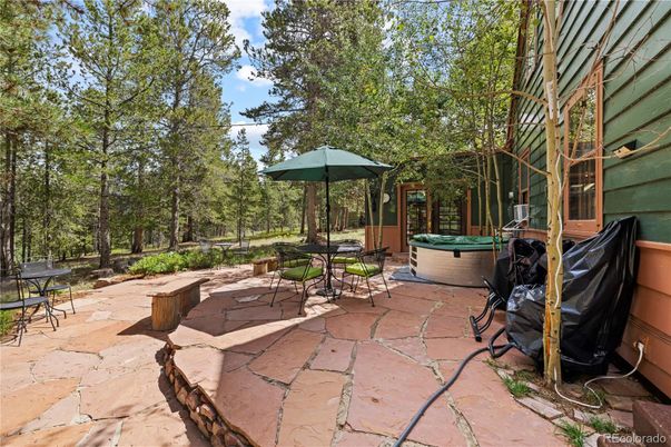 Exterior, Hot Tub