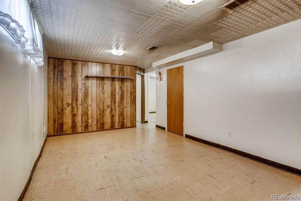 Empty room, Interior, Wood Texture Flooring, Wooden Walls