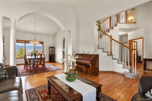 Dining room, Interior, Living room, Pendant Lights, Piano, Wood Texture Flooring