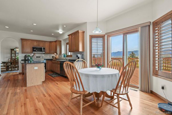 Dining room, Interior, Kitchen, Pendant Lights, Recessed Lighting, Wood Texture Flooring