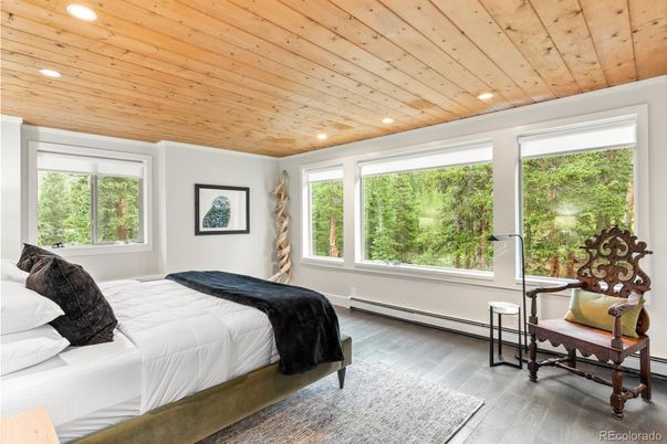 Bedroom, Interior, Recessed Lighting, Wooden Ceilings, Wood Texture Flooring