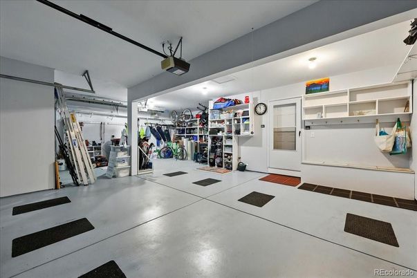Garage, Interior