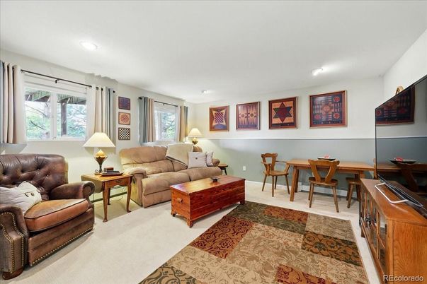 Dining room, Interior, Living room, Recessed Lighting