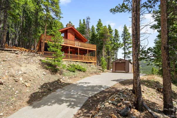 Backyard, Detached Garage, Exterior