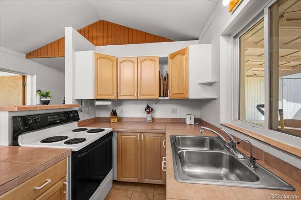 Interior, Kitchen, Tile Countertops