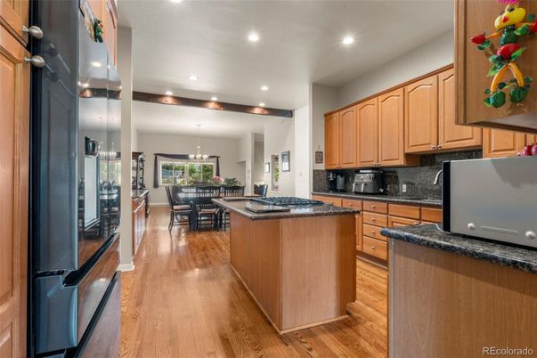 Chandelier, Dining room, Interior, Kitchen, Pendant Lights, Recessed Lighting, Wood Texture Flooring