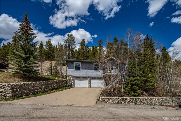 Attached, Exterior, Facade, Raised Ranch