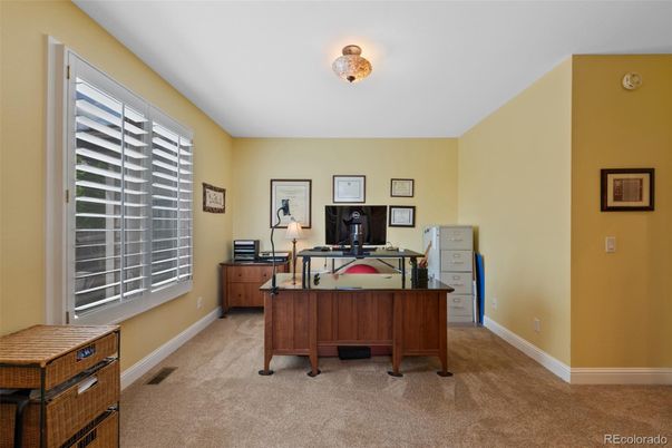 Home Office, Interior