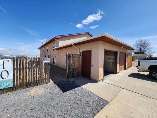 Detached Garage, Exterior