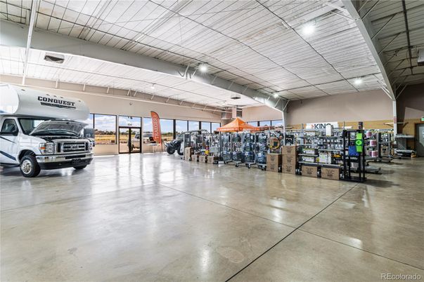 Garage, Interior