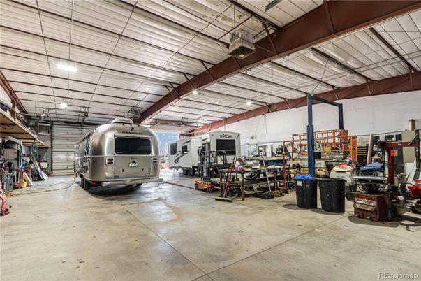 Garage, Interior