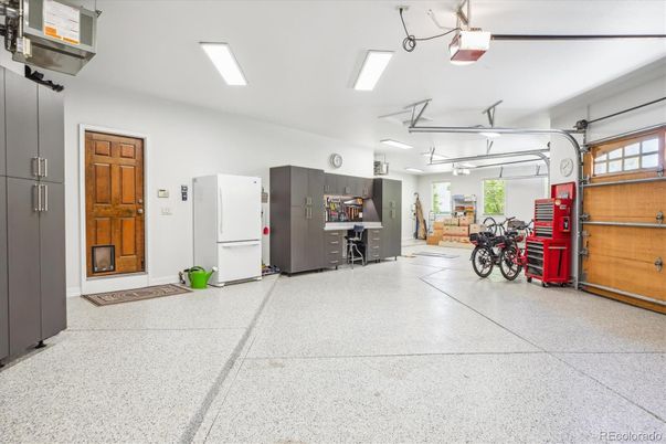 Garage, Interior